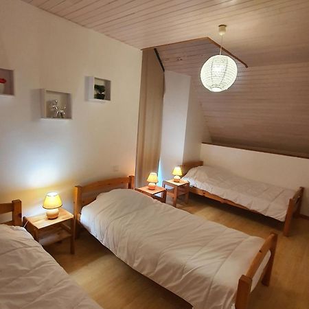 Gites De Maner Ster - Le Frene Piscine Ou Le Chene Piscine Et Spa Privatif Cléden-Poher エクステリア 写真